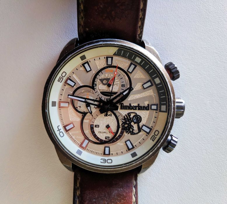 Relógio Timberland danificado
