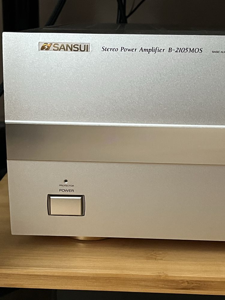SANSUI B-2105 Mos wzmacniacz i SANSUI C-2105 przedwzmac mocy .Piękny