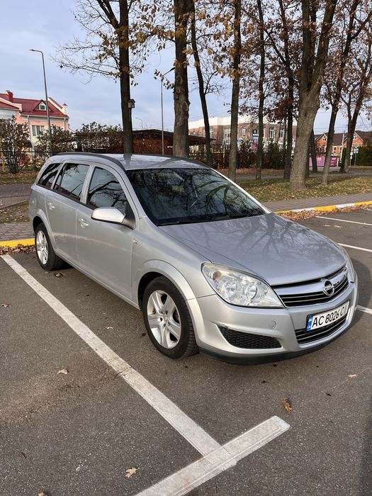 Opel Astra 1.6  2009