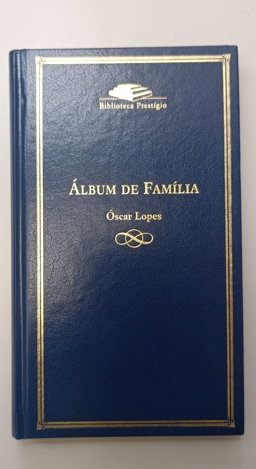 Livro Álbum de Família