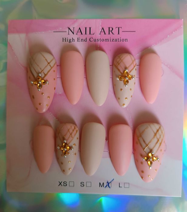 Paznokcie Press-On ręcznie malowane