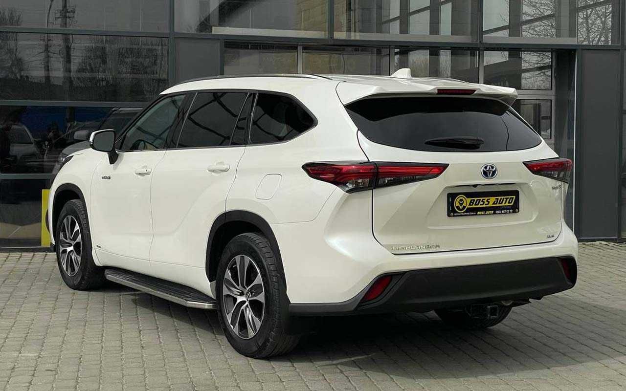 Toyota Highlander 2020