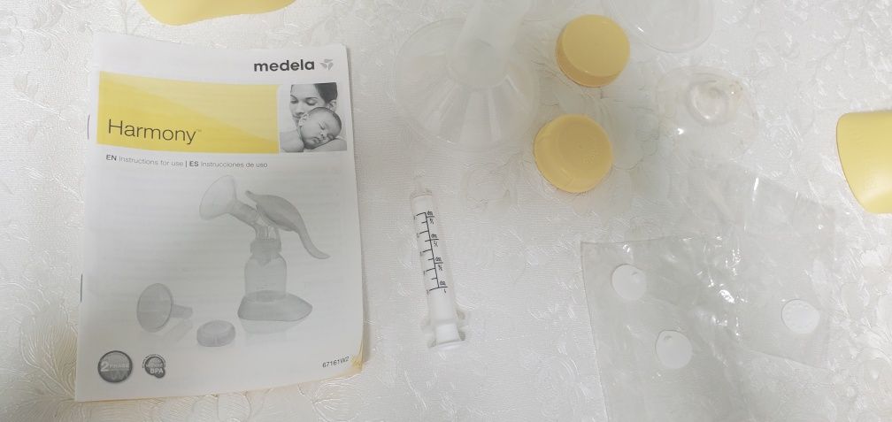 молоковідсмоктувач medela