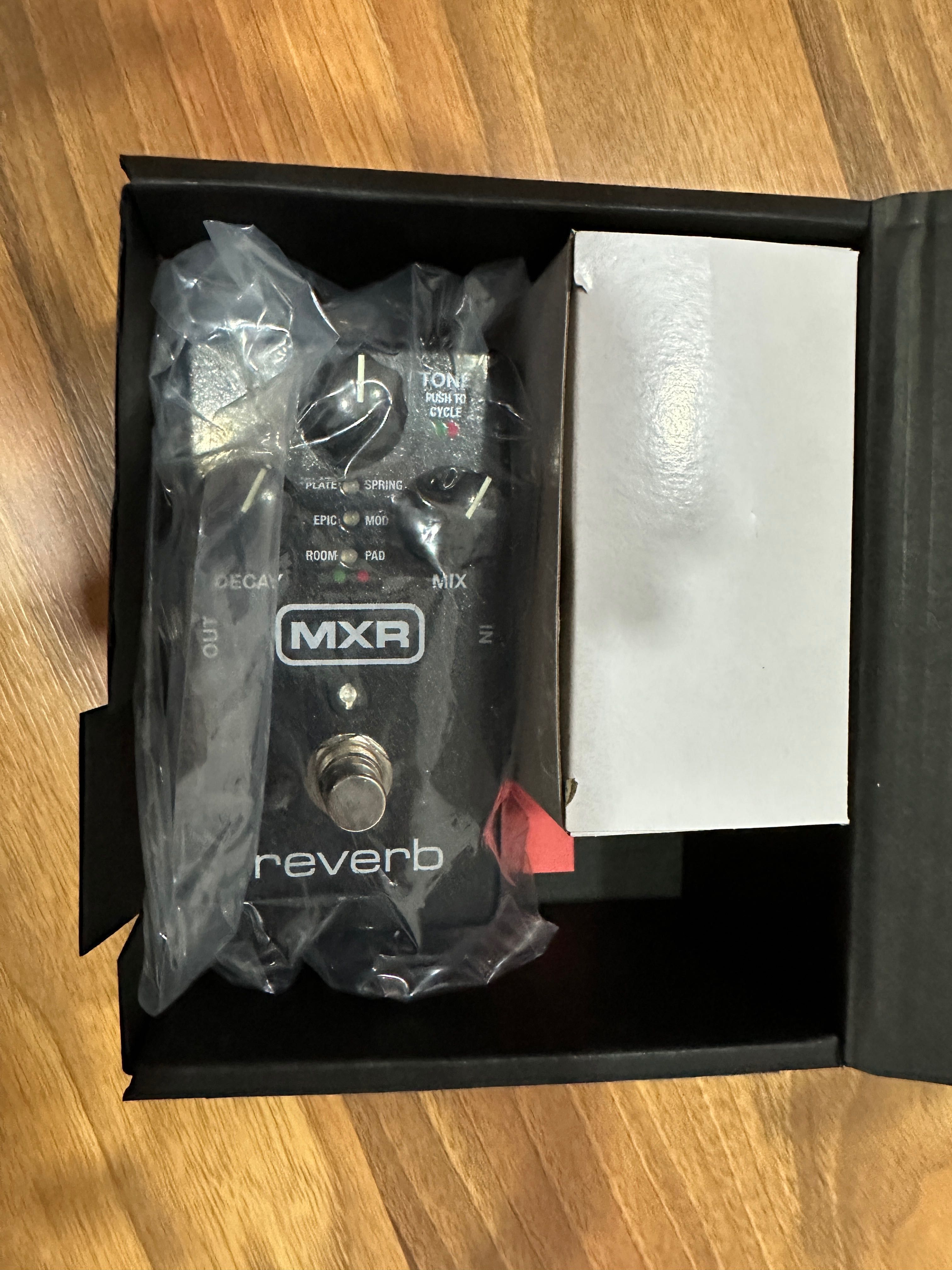 Pedal Reverb MXR M300