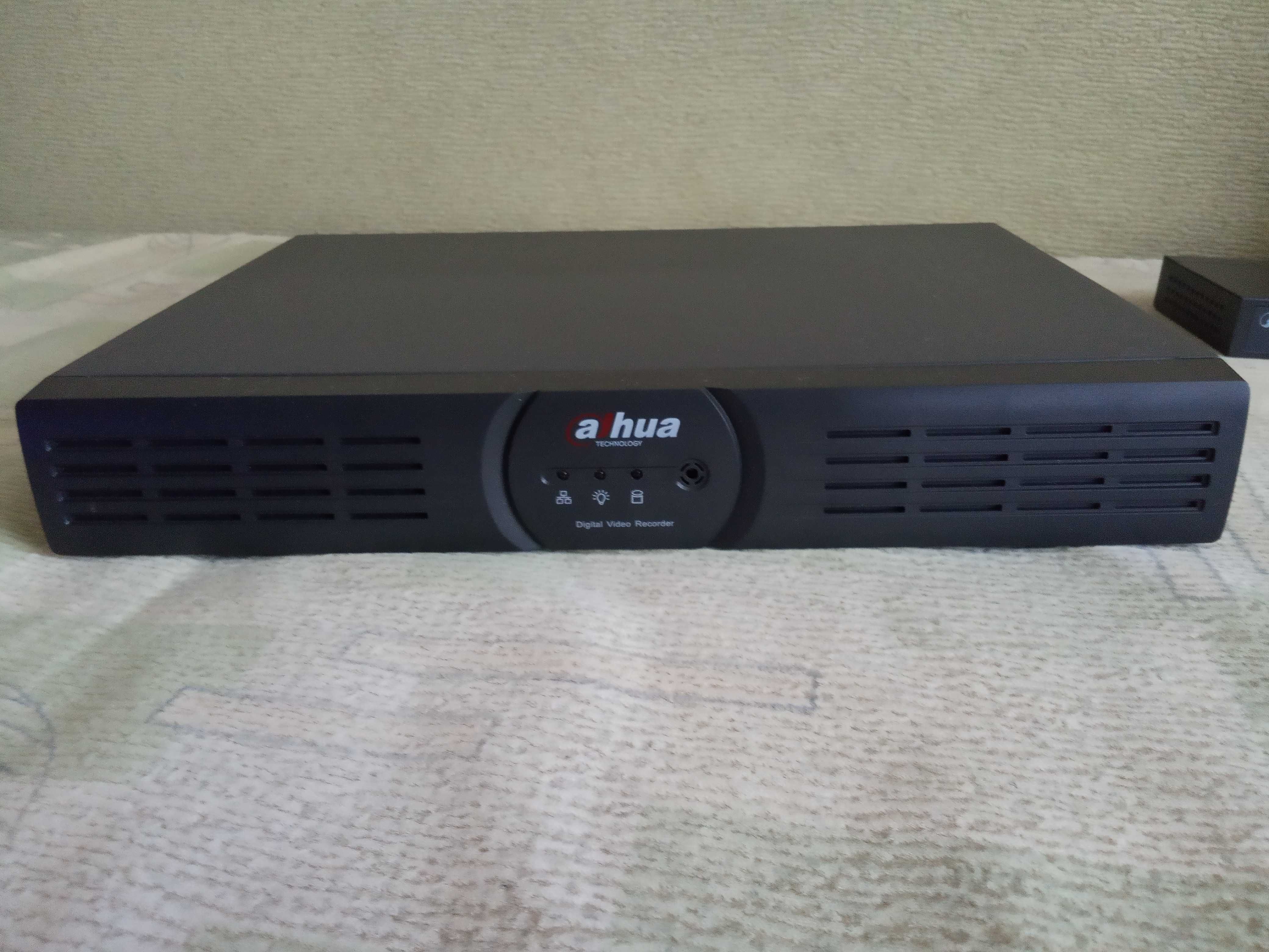 Видеорегистратор Dahua DVR-3116