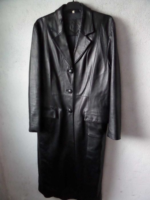 Lote de roupa, calçado e acessórios. Tudo Novo!