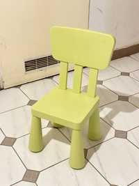 Krzesłko Ikea Mammut zielony