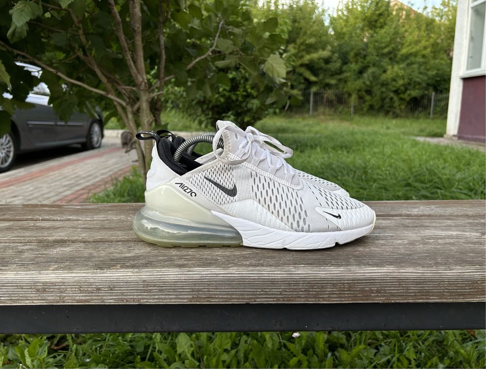 Nike Air Max 270 (27,5) кросівки оригінал кроссовки ah8050-100