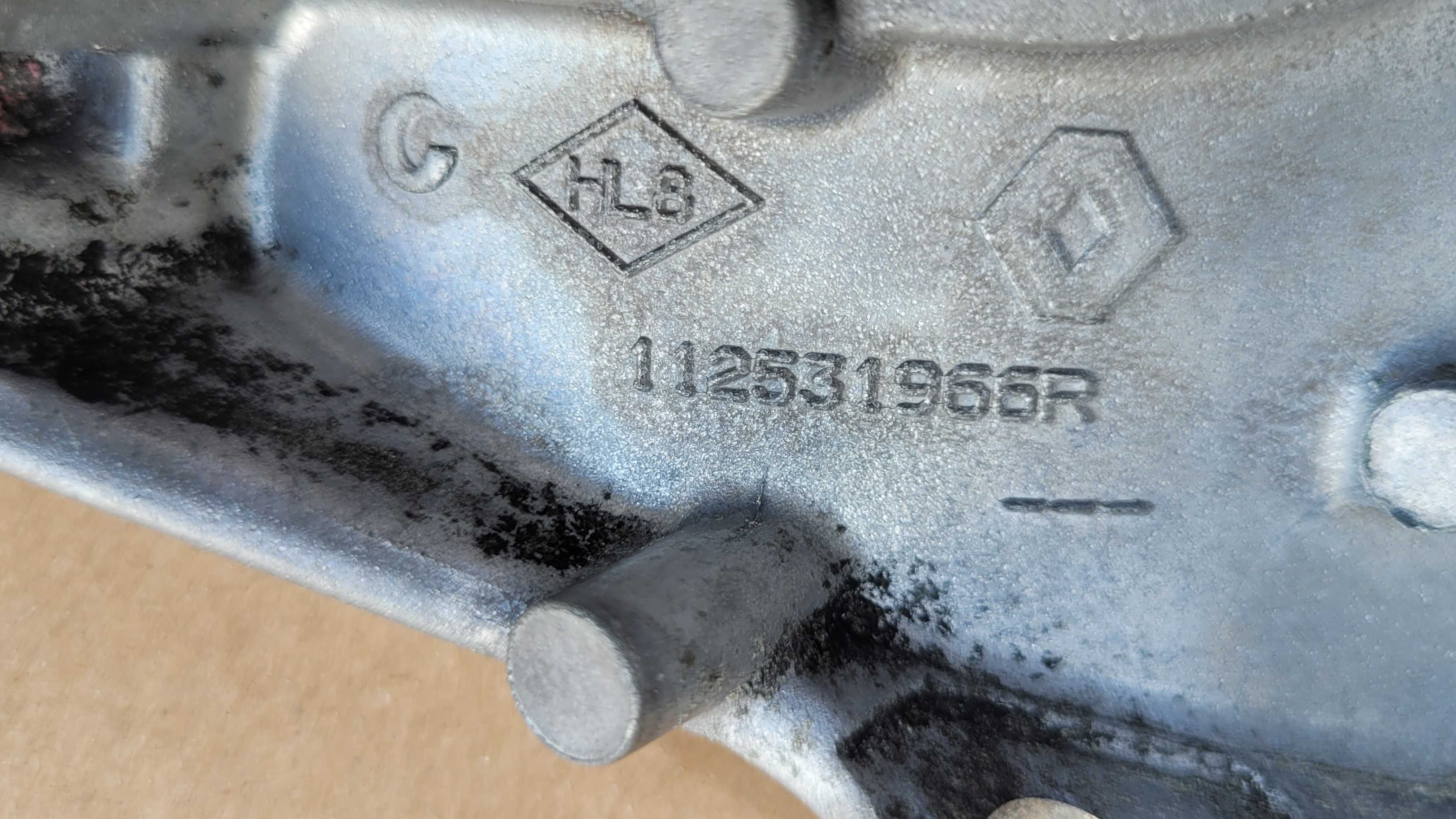 łapa skrzyni biegów dacia sandero stepway II 2 0.9 tce