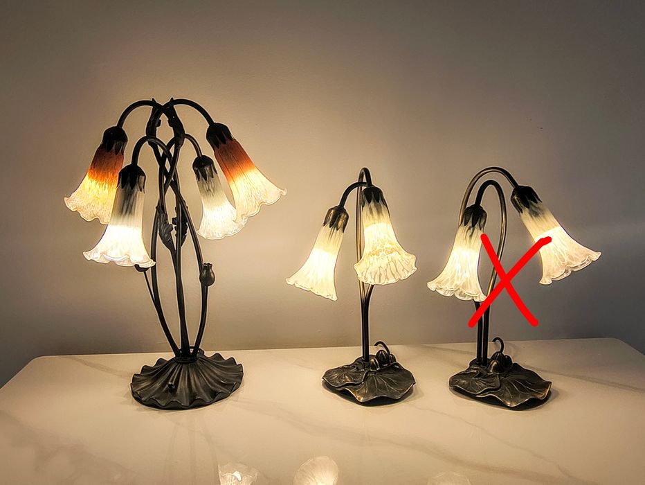 Tiffany lampy stołowe / nocne "Lilie" Art deco