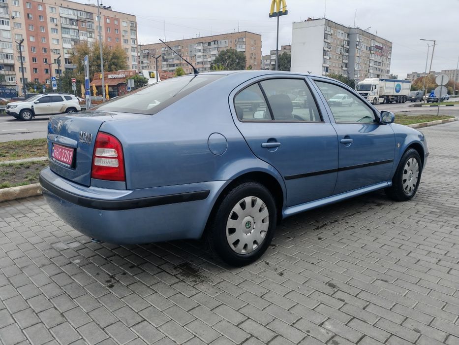 Skoda Octavia Tour 1.6 mpi бензин. 2007 рік