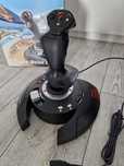 Thrustmaster T.Flight Stick X — joystick z obsługą steru kierunku, pro