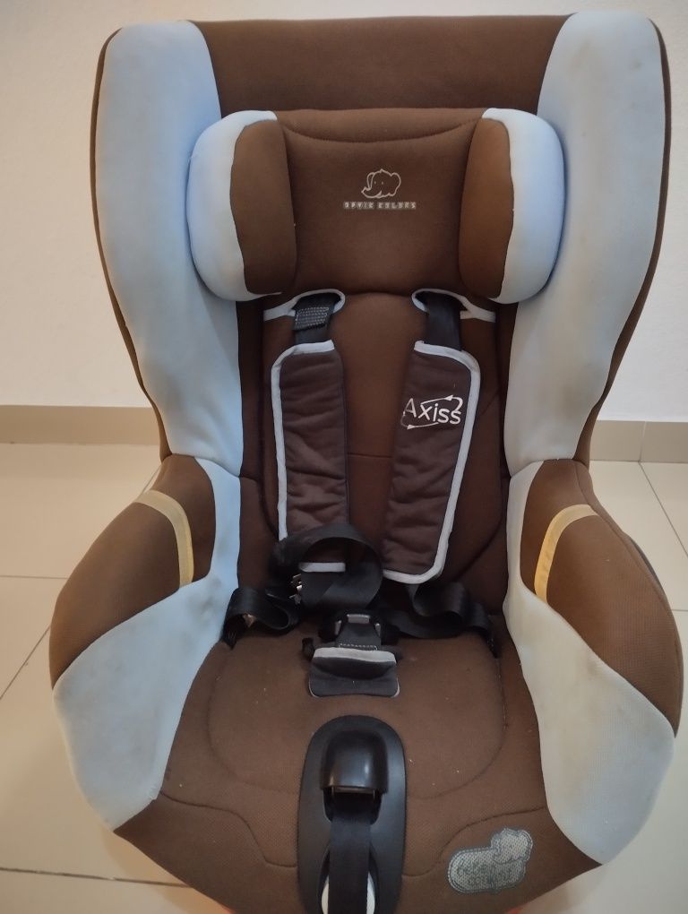 Cadeira rotativa Bebe Confort Axiss
Apropriada para crian