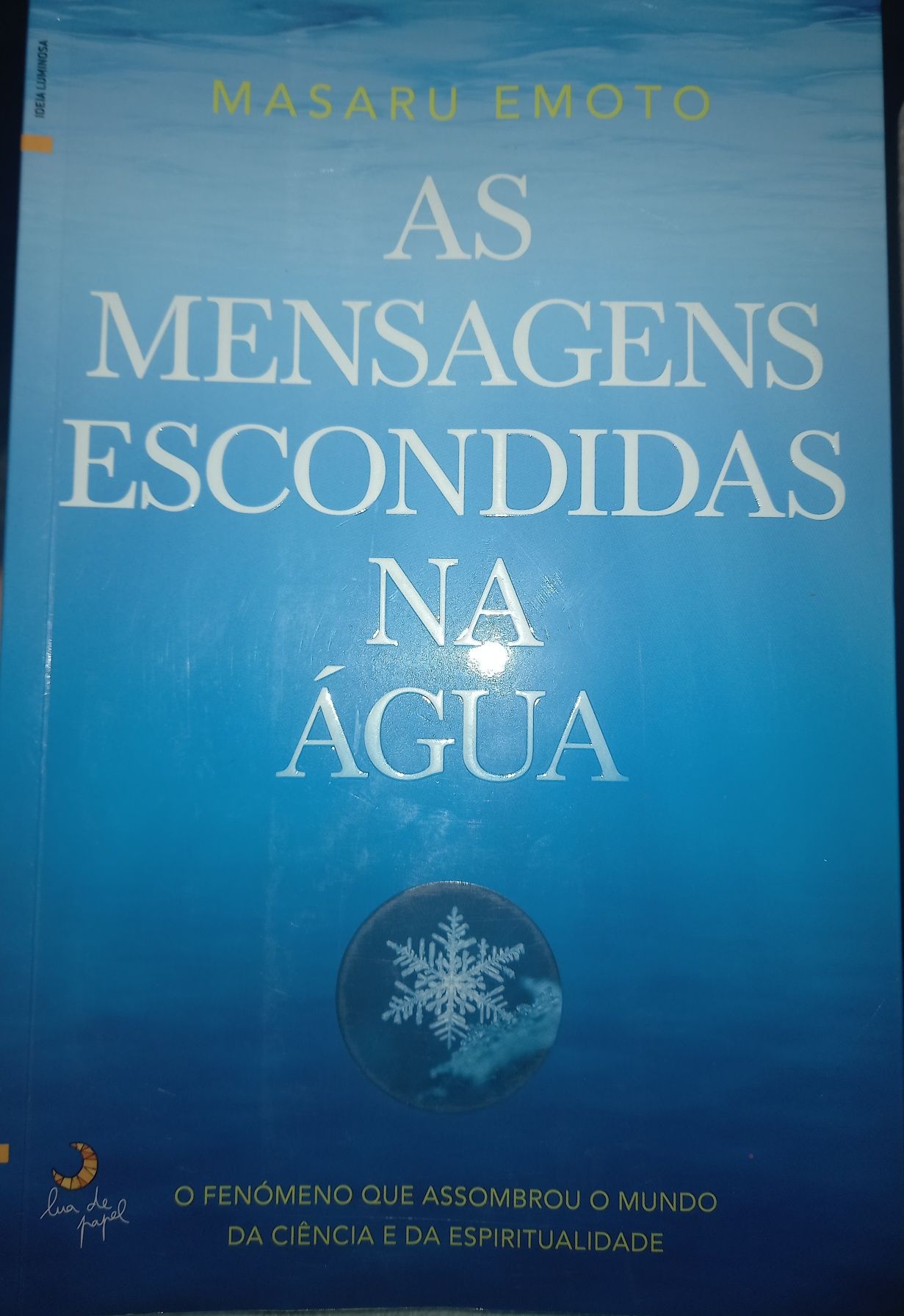 Livro "As mensagens escondidas na água"