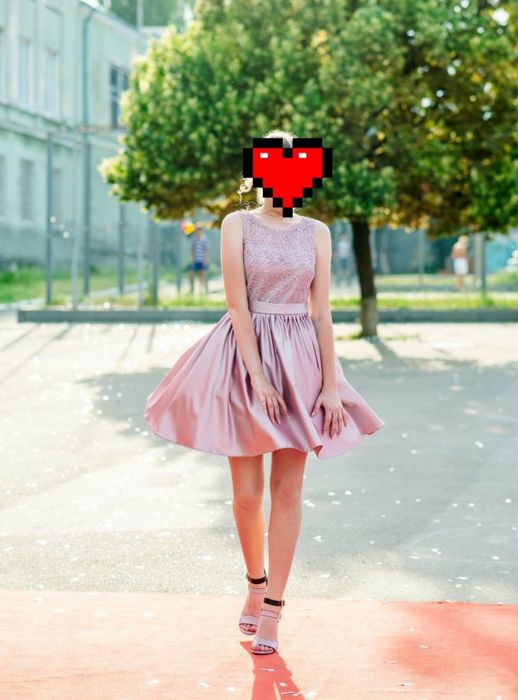 Платье новое, размер 42