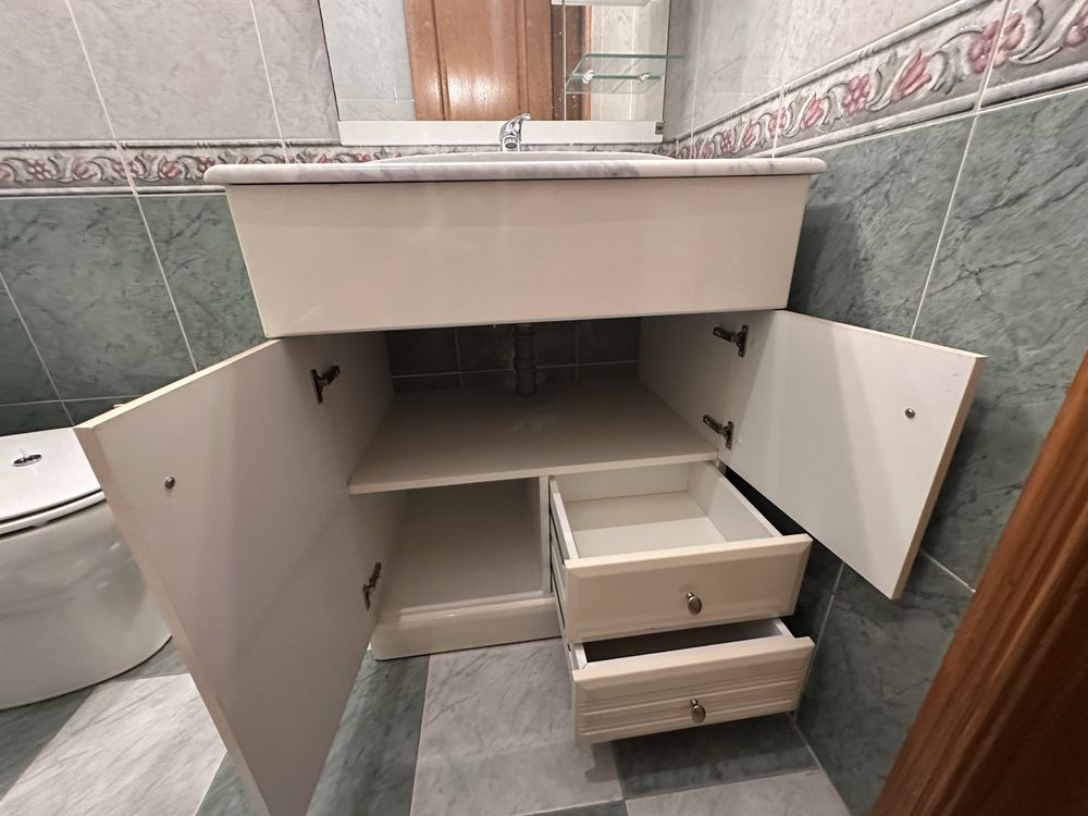 Armário Casa Banho com torneira (NOVO)
