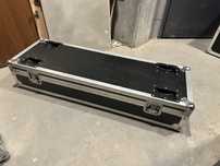 Case na led bar z kolami