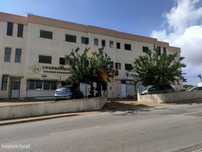 Loja com 309 m2, em Albufeira, Inserido no Edifício Albufeira Parque,