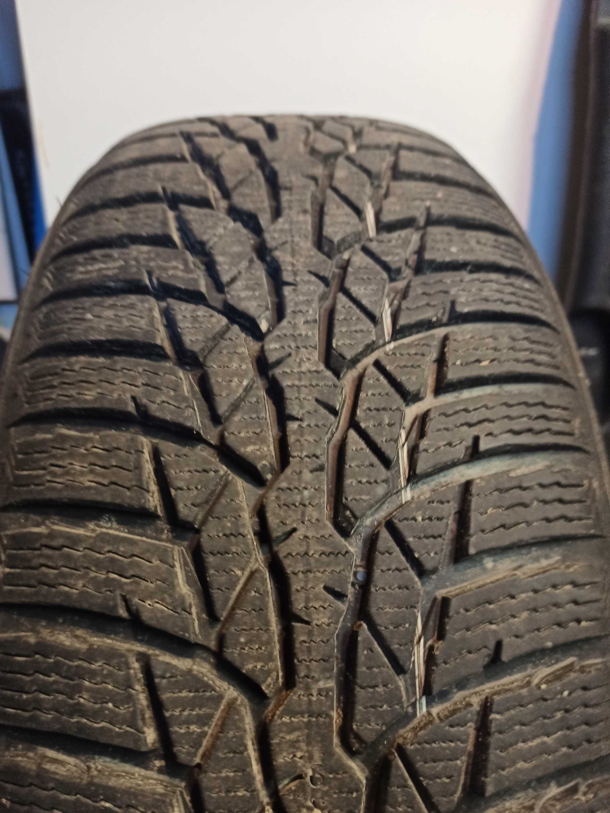 Nokian WR D4 195/50R16 bieżnik 5 mm