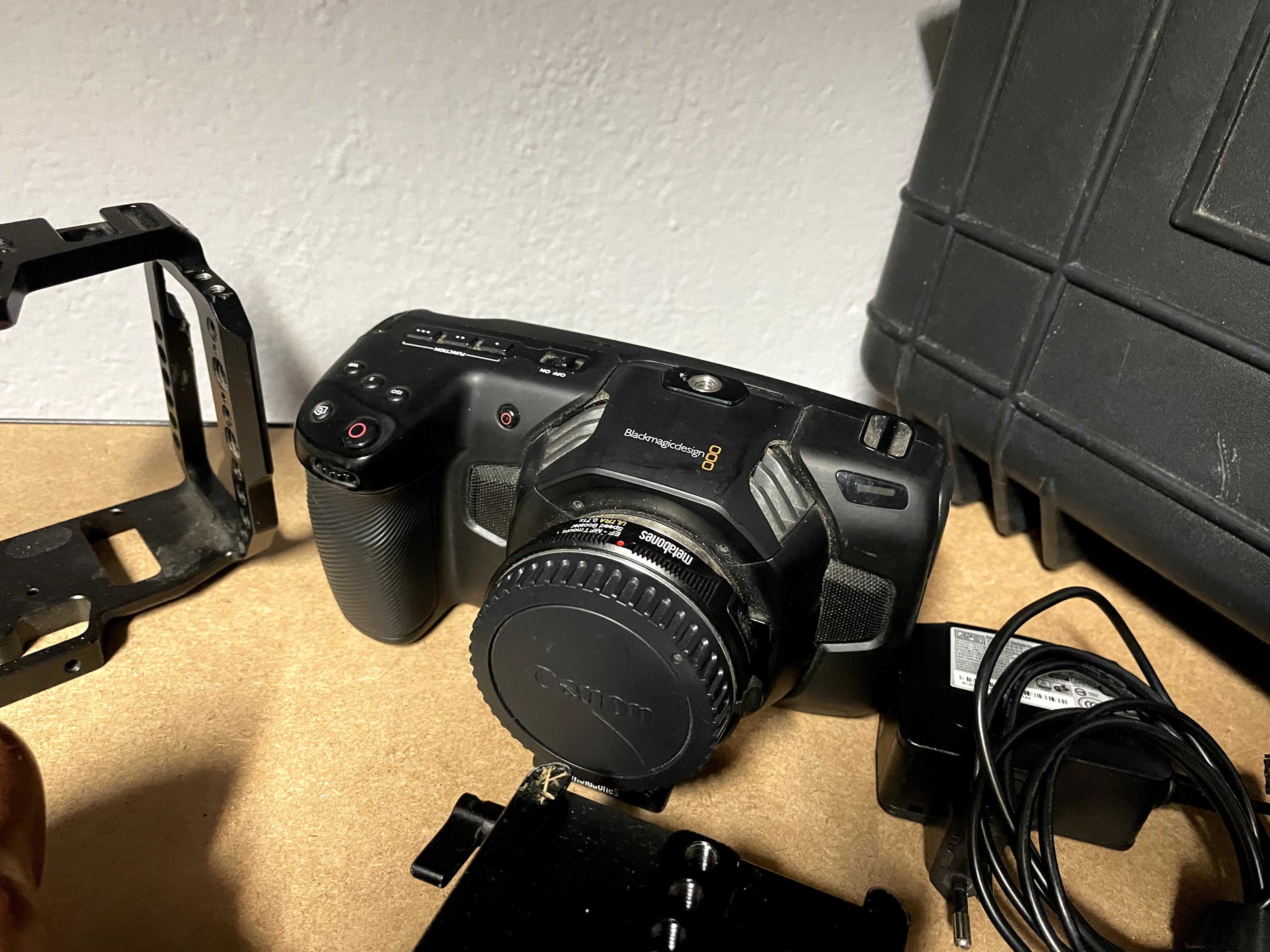 Blackmagic Pocket Cinema Camera 4k + Acessórios + Case