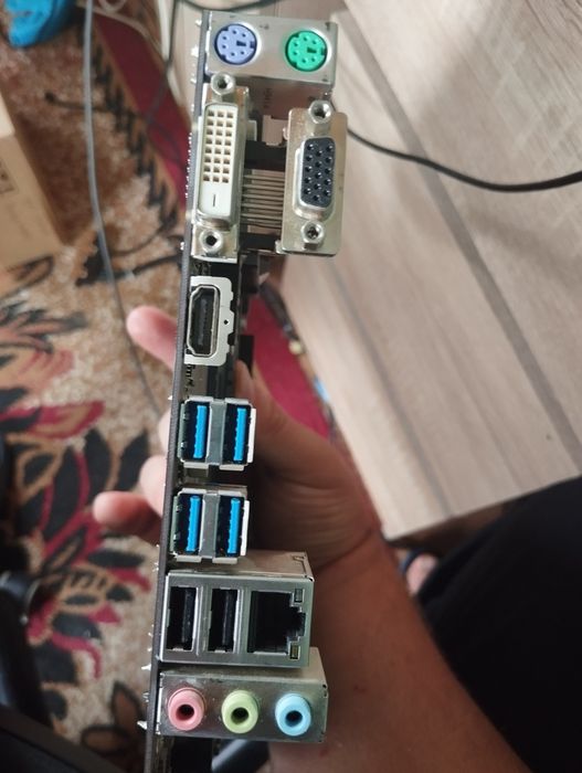 Płyta główna I pamięć ram