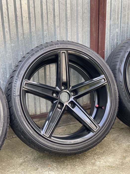Чорні диски R19 різноширокі 5×112 AUDI VOLKSWAGEN SKODA MERCEDES-BENZ