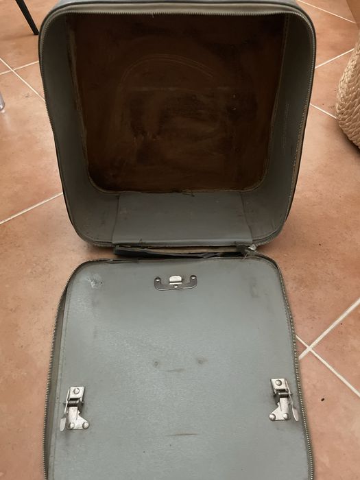 Máquina de escrever Remington Travel-Riter Deluxe década de 50