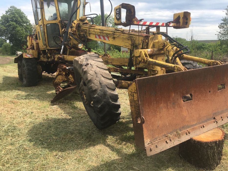 ДЗ - 143 грейдер