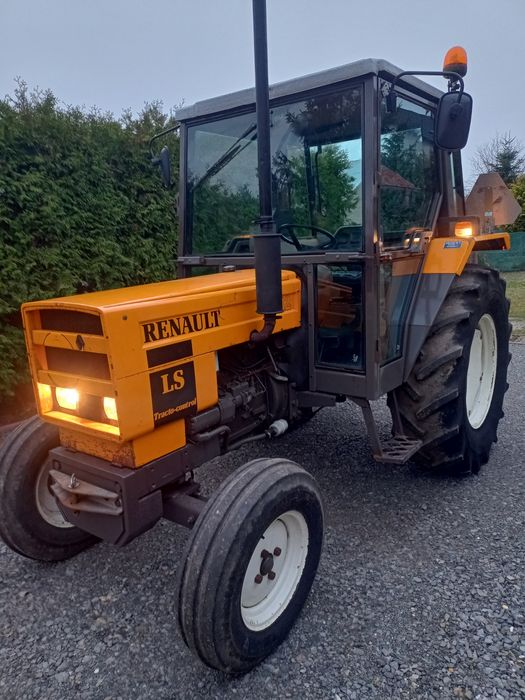 Traktor Renault 65-12 LS (Nie 651/551, Case, John Deere, Massey)