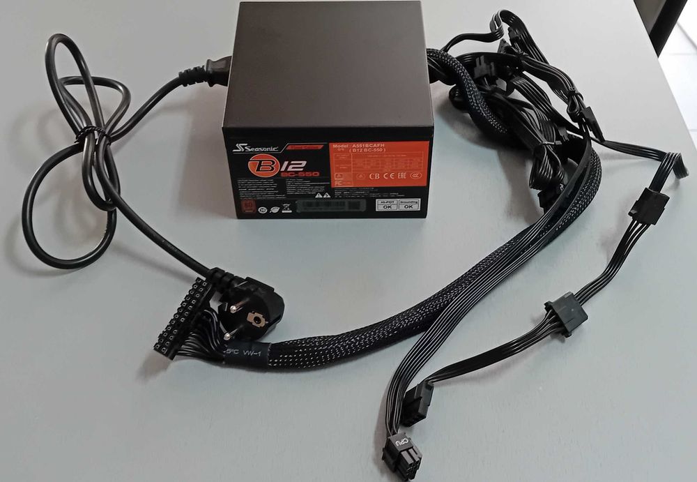 Fonte de alimentaçao Seasonic B-12 550W