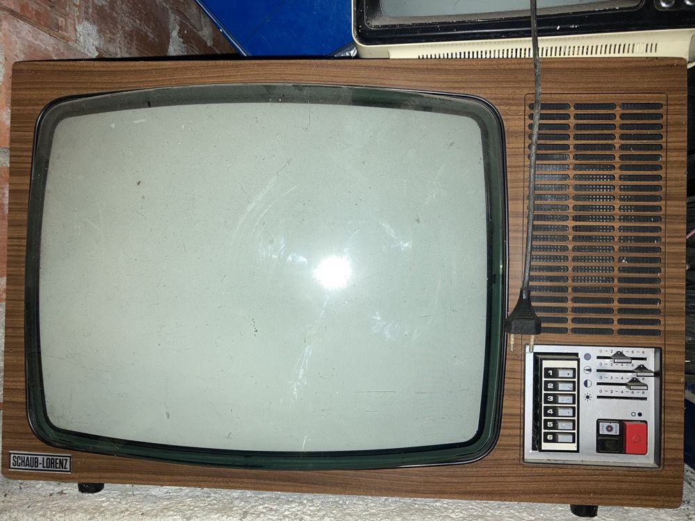 Televisão Antiga Schaub-Lorenz