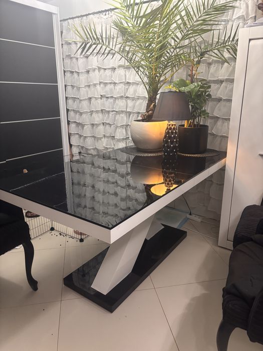 Stół do domu / jadalni