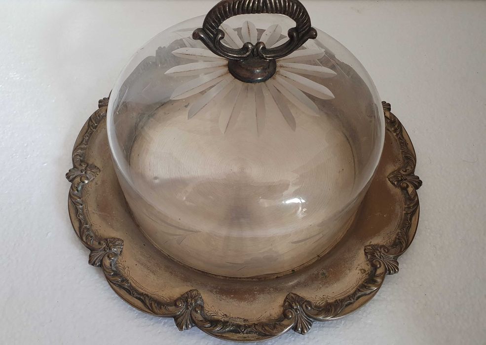 Queijeira vintage, estanho/casquinha/vidro antigo