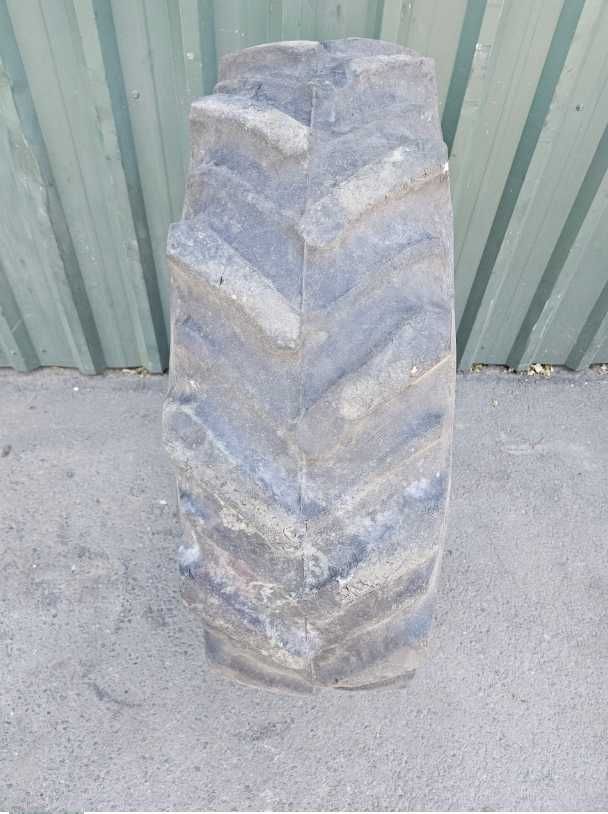 Opona Firestone 13,6 13.6 - R 24 Radial 7000 13,6r24
