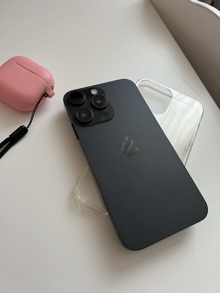 iPhone XR в корпусі 14pro