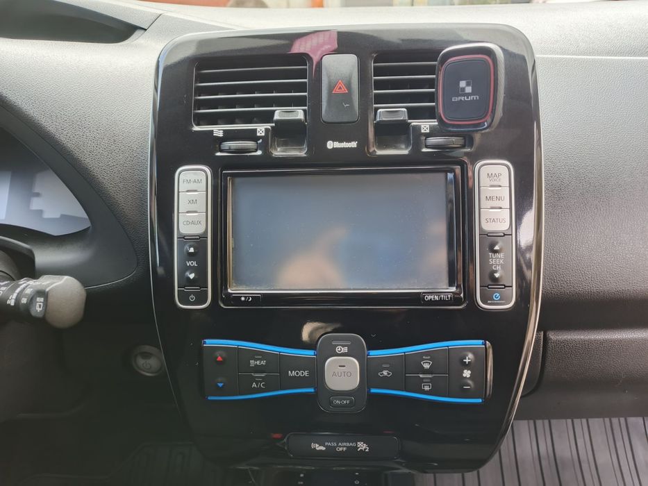 Nissan leaf 2014 Вебасто, рестайлінг.