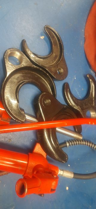 Sciagacz sprężyn McPherson hydrauliczny 2T