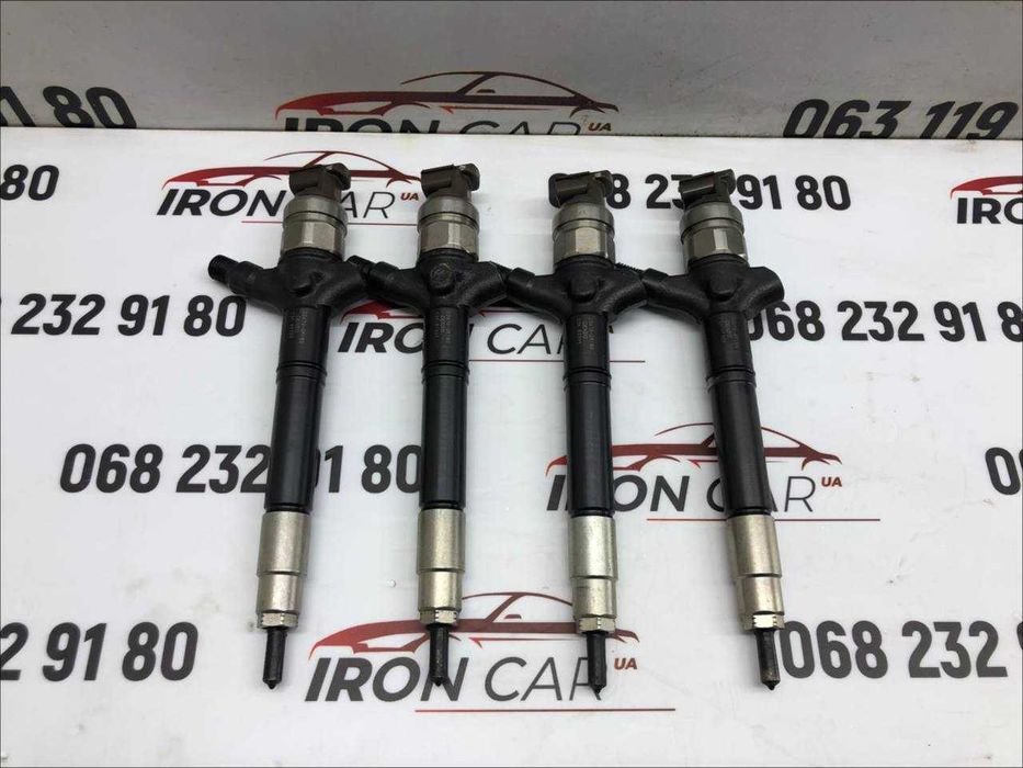 Форсунка Тойота Рав4 Toyota Rav4 Denso 23670-0R180