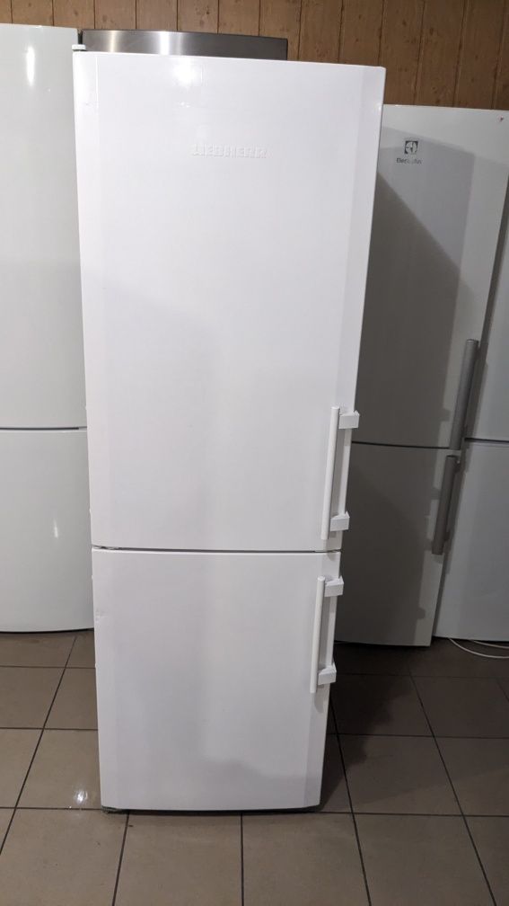 Холодильник Liebherr. CUN3533