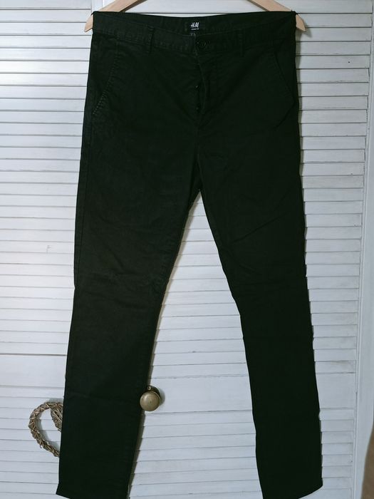 Spodnie chinosy męskie czarne skinny fit H&M r. 46/M