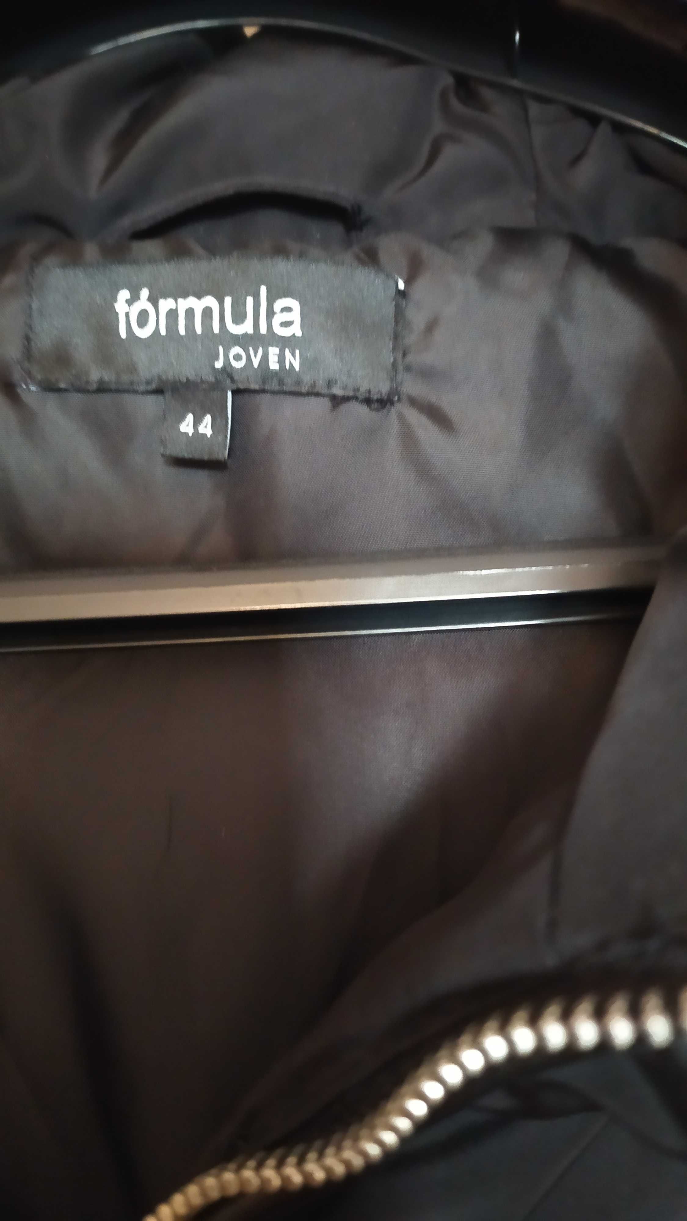 Parka preta T44 da marca Formula Joven