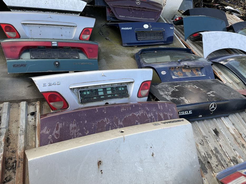 Кришки багажника  задня ляда седан універсал хетчбек купе авторозбірка