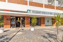 Restaurante "República dos Frangos" – Oportunidade Única em São João,