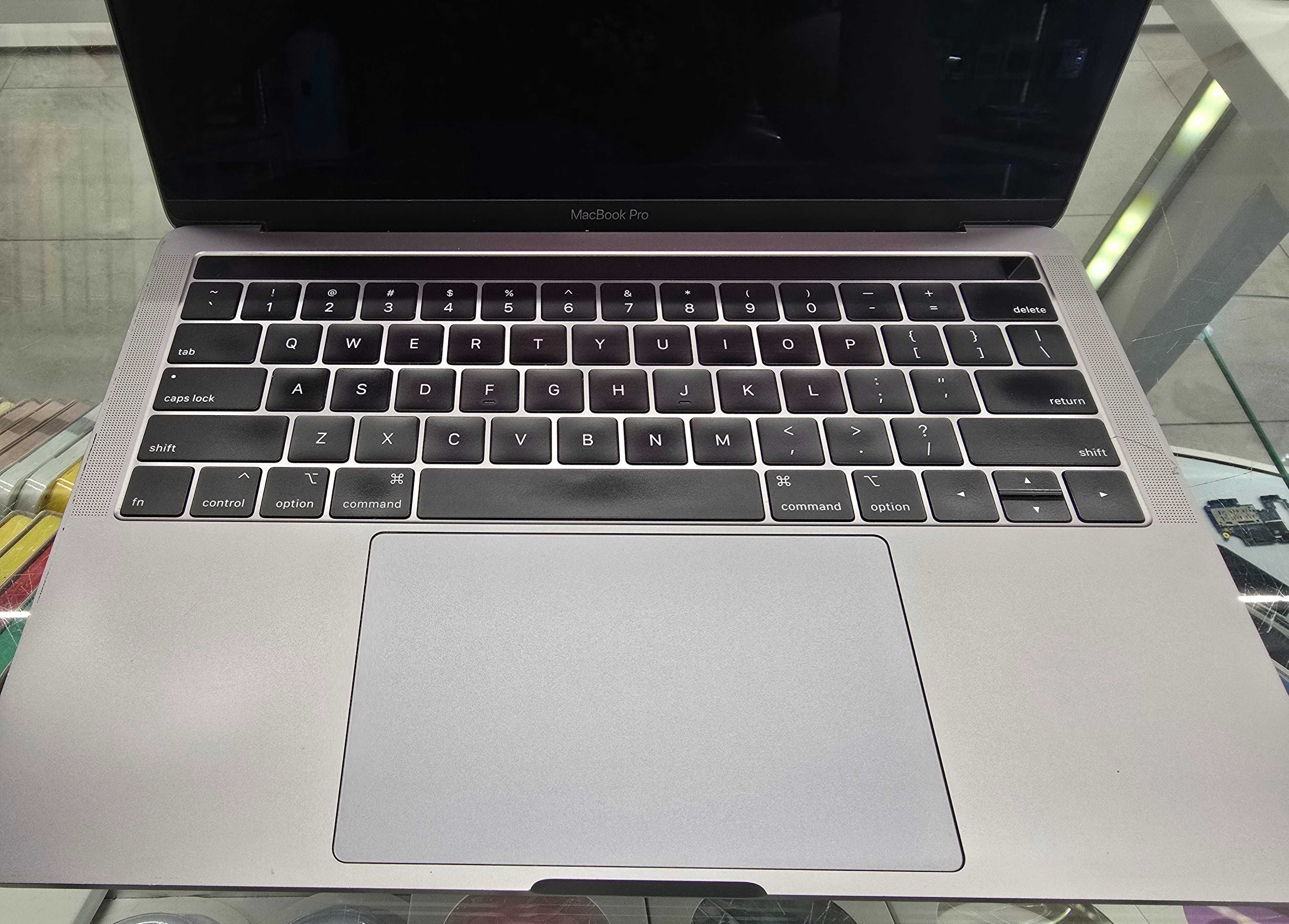 Apple Macbook Pro 13" 2018 Telakces Felicity *Raty 0%