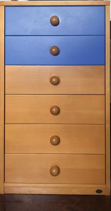 Cómoda de gavetas para arrumação de roupa