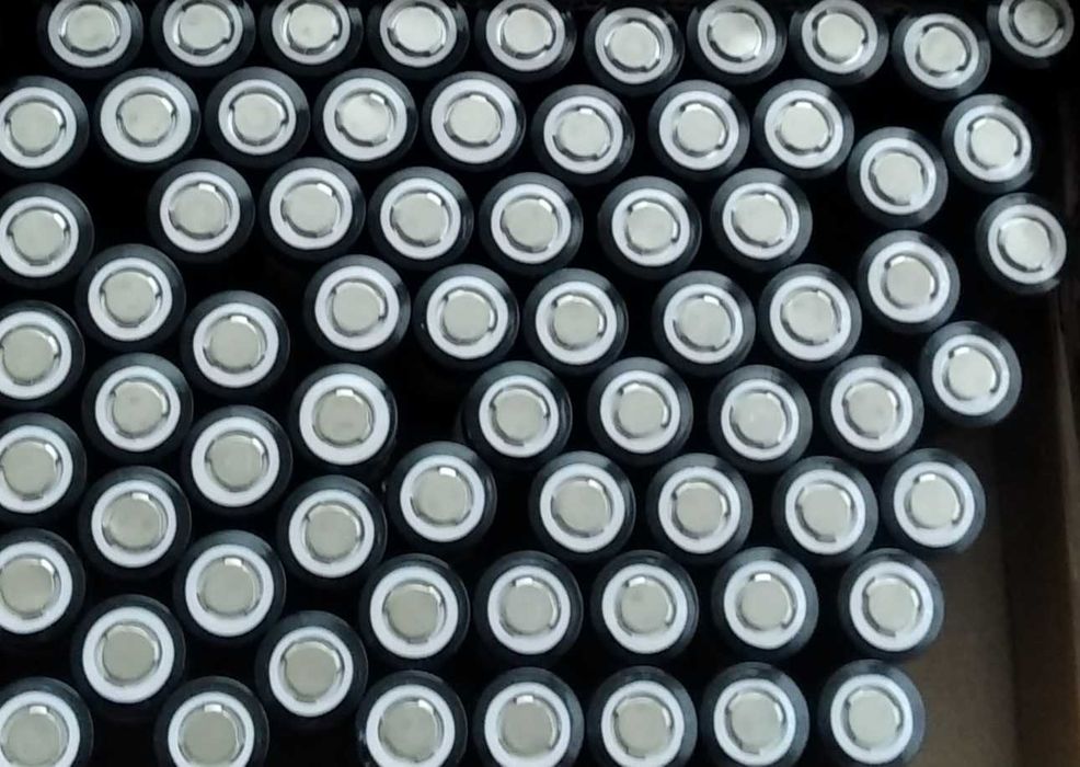 Акумулятори Sofirn 4000 mAh високотокові.