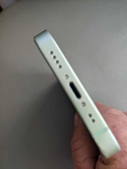 Продам Iphone 12 mini в гарному стані