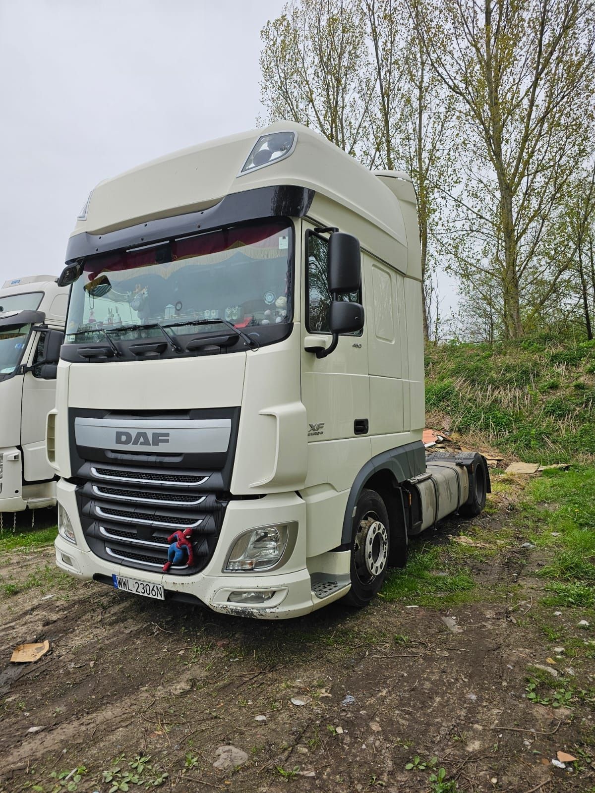 DAF 106 460 low deck