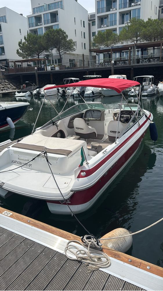 Cobalt 246 V8 5.7