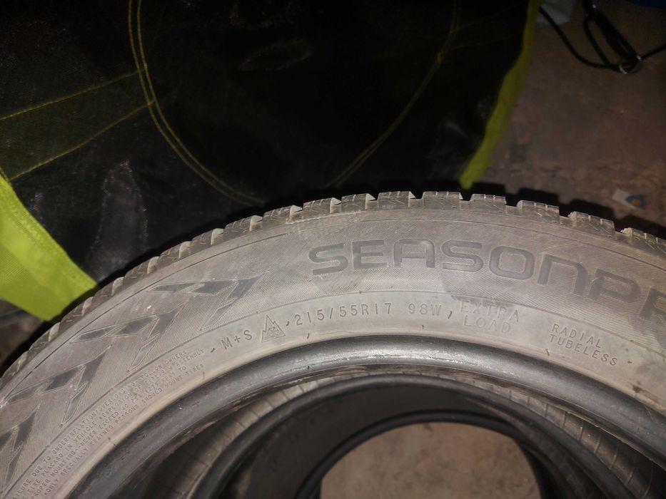 Opony całosezonowe 215/55/R17